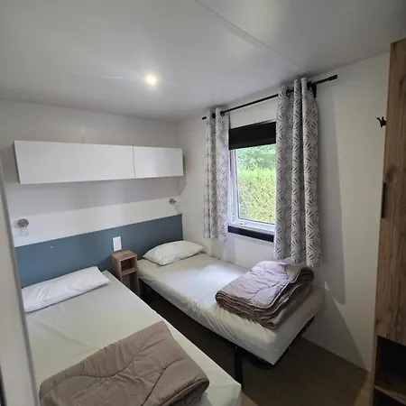 Normandie - - Mobilhome Confort 3ch-6p Avec Clim Et Tv - 5 étoiles - H410 Camping